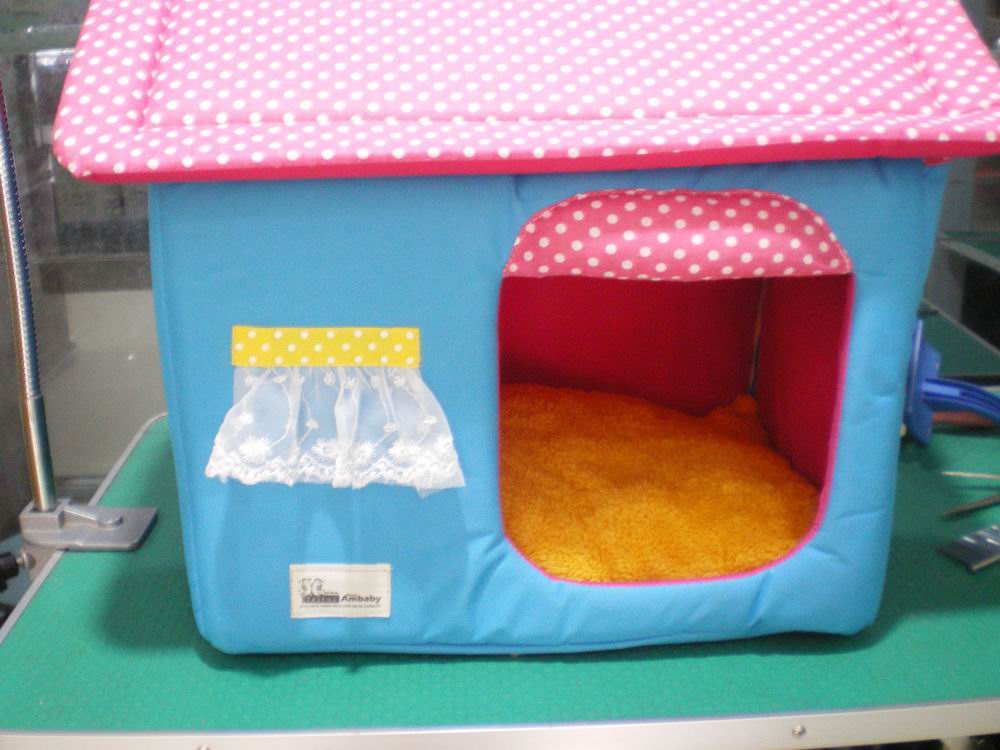 寵物愛屋、籠具與牽引用具